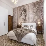 Rialto Design Boutique Apartment