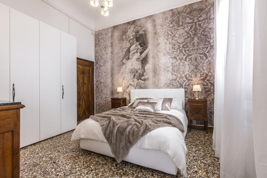 Rialto Design Boutique R&r * Venedig
