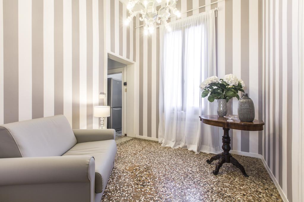 Rialto Design Boutique R&r * Venedig